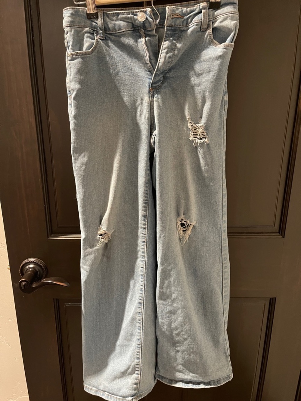 Light Wash Distressed Jeans - Casual Wide Leg